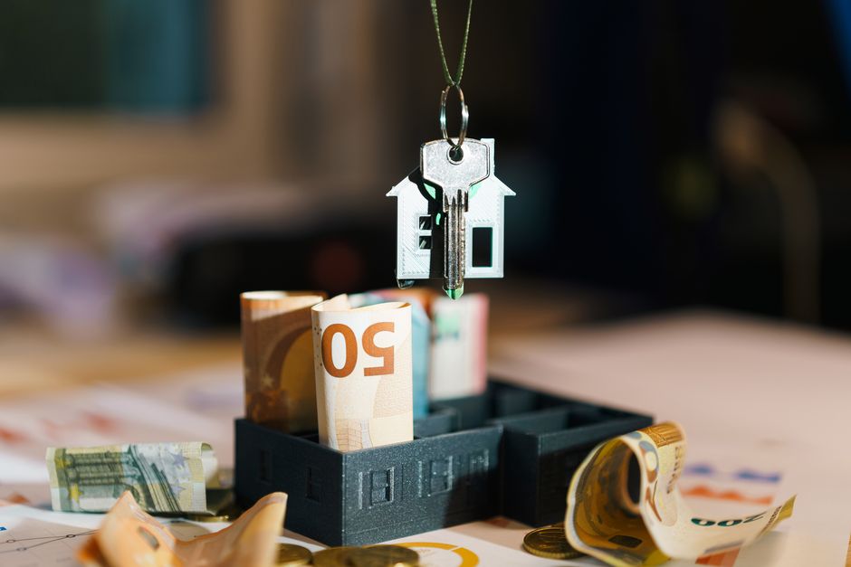 财经的河流，从不假装温顺